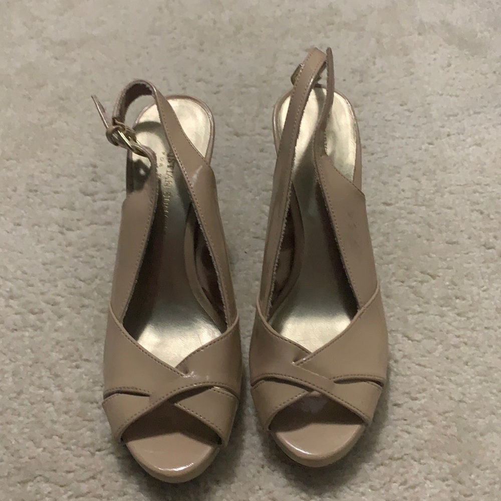 Women’s nude heels